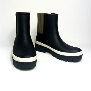 NWT Tory Burch Rain  Hurricane Boot